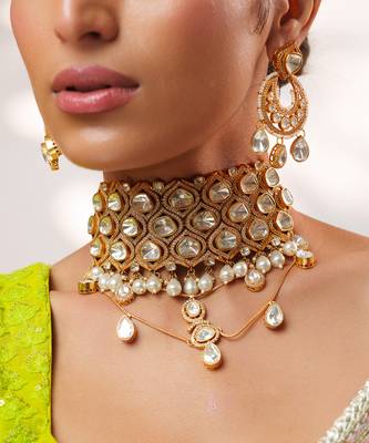 Gold plated kundan choker necklace set 4
