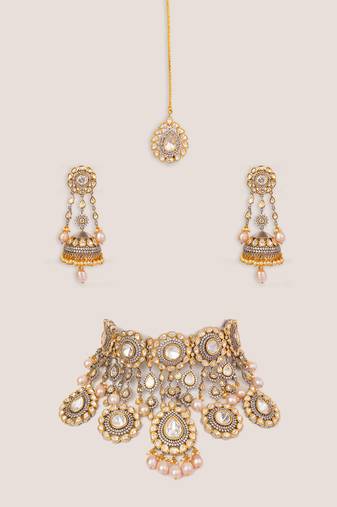 Gold plated kundan necklace set