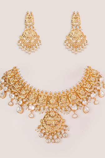 Gold plated kundan necklace set