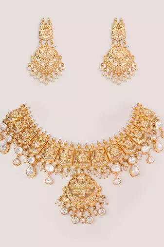 Gold plated kundan necklace set