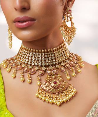 Gold plated kundan necklace set 4