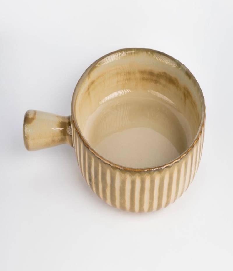 Clay current bowl