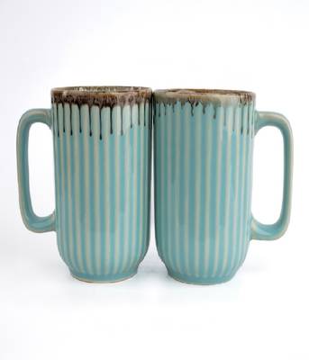 Aqua drizzle mugs 2