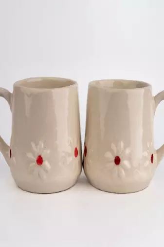 Daisy day mugs- set of 2