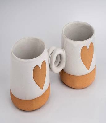 Golden heart mug 3