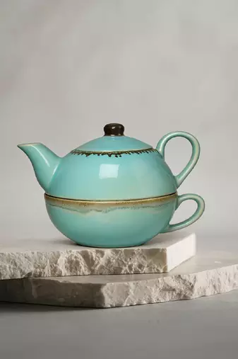 Midnight pour tea set for one