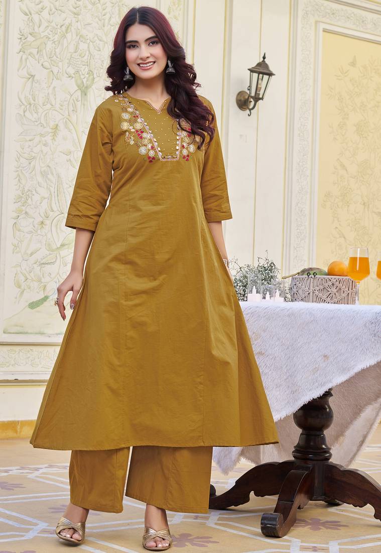 Ethnic Motifs Embroidered Thread Work Dubbu Cotton Kurta With Trouser & Dupatta