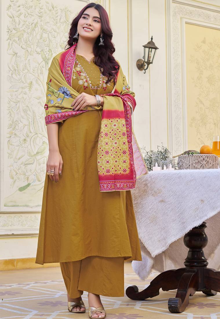 Ethnic Motifs Embroidered Thread Work Dubbu Cotton Kurta With Trouser & Dupatta