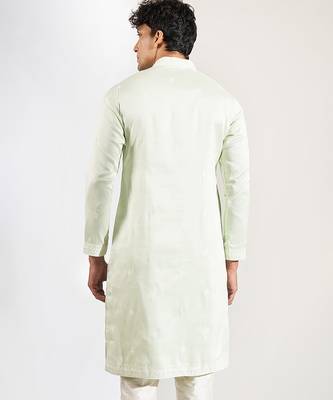 Green embroidered crepe kurta pajama 5