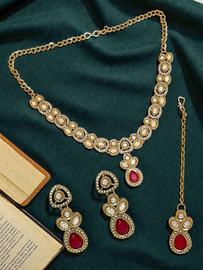 Gold plated kundan polki red necklace maang tikka set