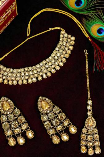 Antique gold plated champagne stone necklace maang tikka set