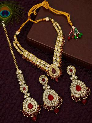 Gold plated kundan maroon double line long  necklace maang tikka set 1