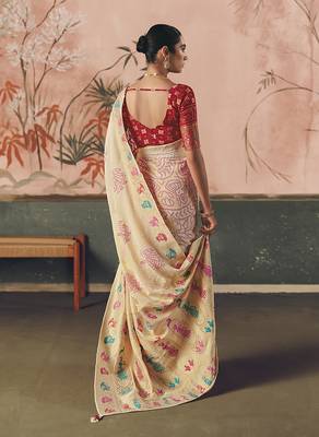 Off white bandhej weaving work faux georgette saree 3