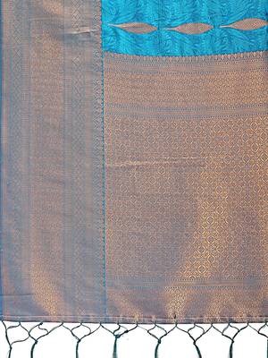 Blue woven work banarasi art silk blend saree 4