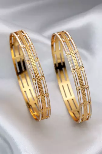 Gold color 1 pair of fashion bangle size: 2.4 (plkb133gld-2.4)