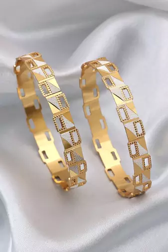 Gold color 1 pair of fashion bangle size: 2.4 (plkb135gld-2.4)