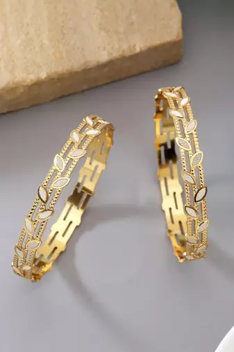 Gold color 1 pair of fashion bangle size: 2.4 (plkb140gld-2.4)