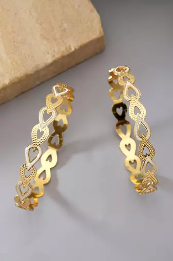 Gold color 1 pair of fashion bangle size: 2.4 (plkb149gld-2.4)