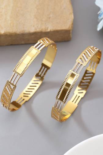 Gold color 1 pair of fashion bangle size: 2.4 (plkb152gld-2.4)