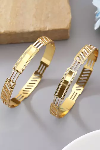 Gold color 1 pair of fashion bangle size: 2.4 (plkb152gld-2.4)