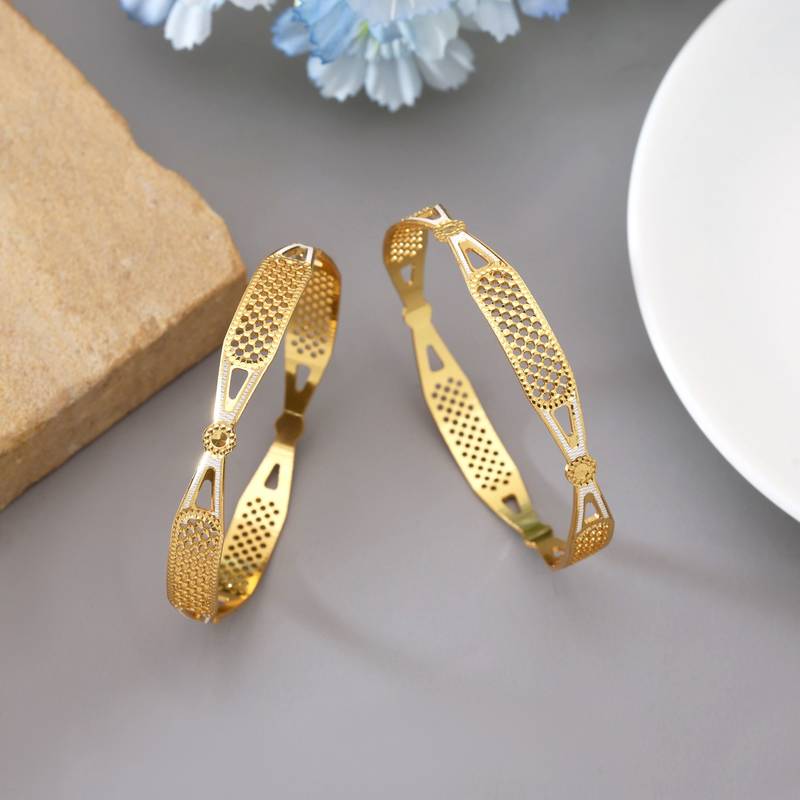 Gold color 1 pair of fashion bangle size: 2.4 (plkb153gld-2.4)