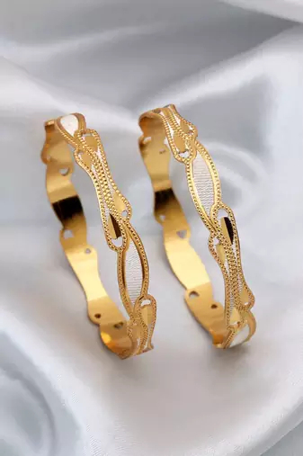 Gold color 1 pair of fashion bangle size: 2.4 (plkb154gld-2.4)