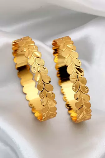 Gold color 1 pair of fashion bangle size: 2.4 (plkb164gld-2.4)