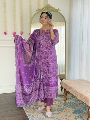 lavendor Crepe Embroidery Work Straight Kurta Pant and Dupatta Set 1