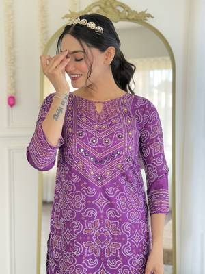  lavendor Crepe Embroidery Work Straight Kurta Pant and Dupatta Set 2