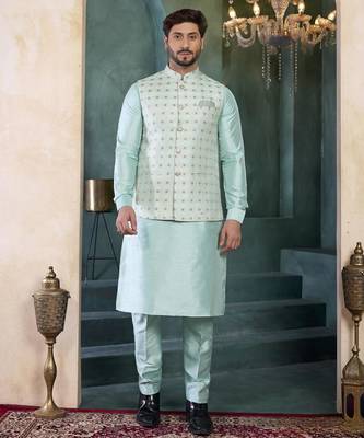 green jacqaurd 3 piece kurta nehru jacket set for men 1