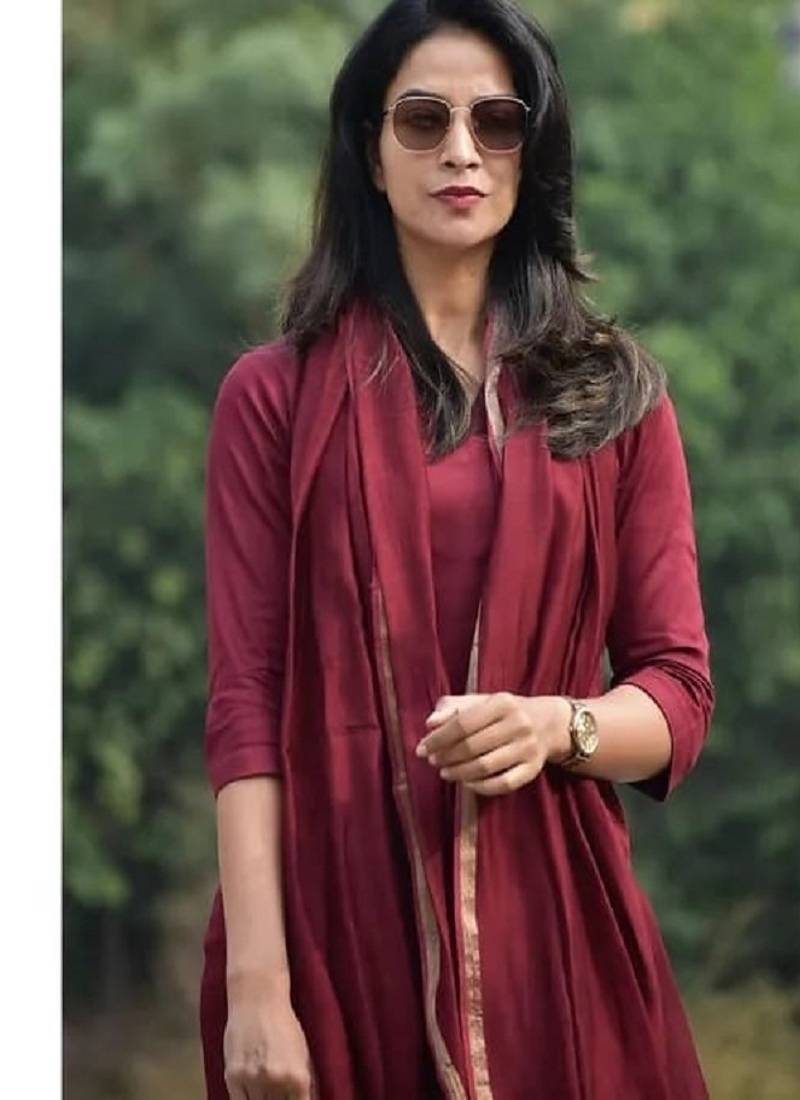 Maroon Cotton solid kurti with pant and dupatta set