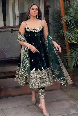 Green vichitra silk embroidery party wear suit set 1