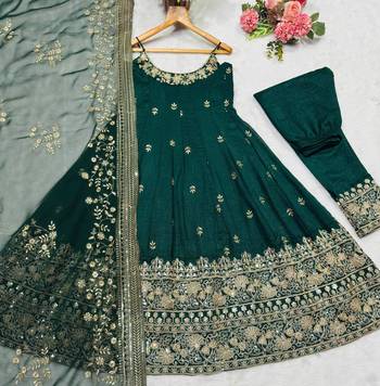 Green vichitra silk embroidery party wear suit set 5