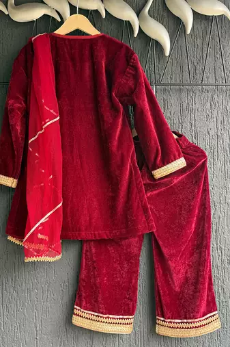 Red embroidered velvet kurta set