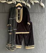 Black embroidered velvet kurta set