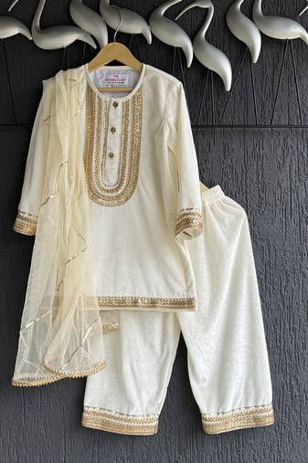 White embroidered velvet kurta set