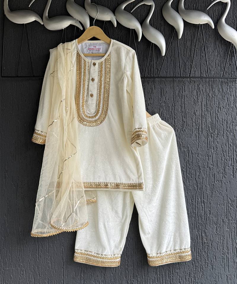 White embroidered velvet kurta set