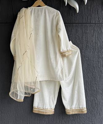 White embroidered velvet kurta set 3