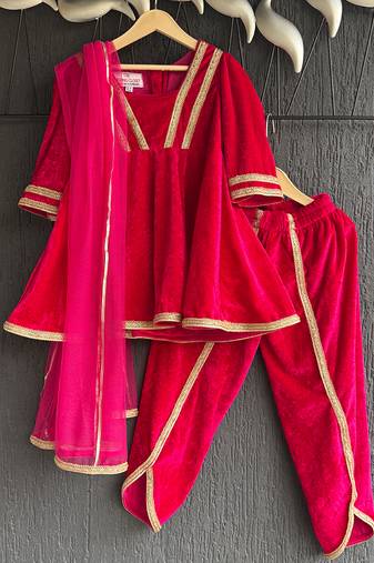 Red embroidered velvet kurta set