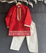 Red printed cotton kurta pyjama