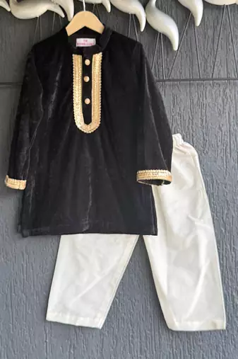 Black embroidered velvet kurta pyjama