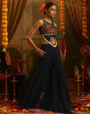 black georgette embroidered top with palazzo 3
