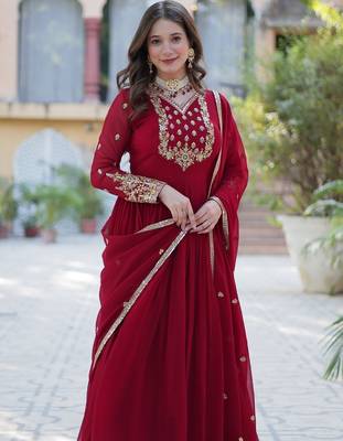 maroon embroidered anarkali with dupatta 4