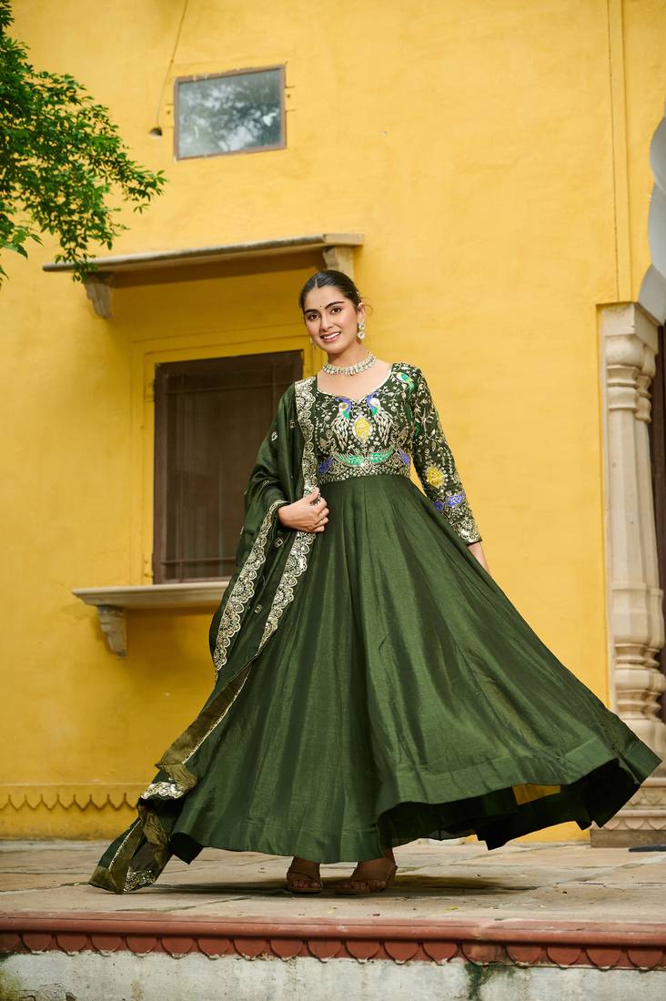 Green Vichitra Silk sequins Zari embroidered Kurti with dupatta
