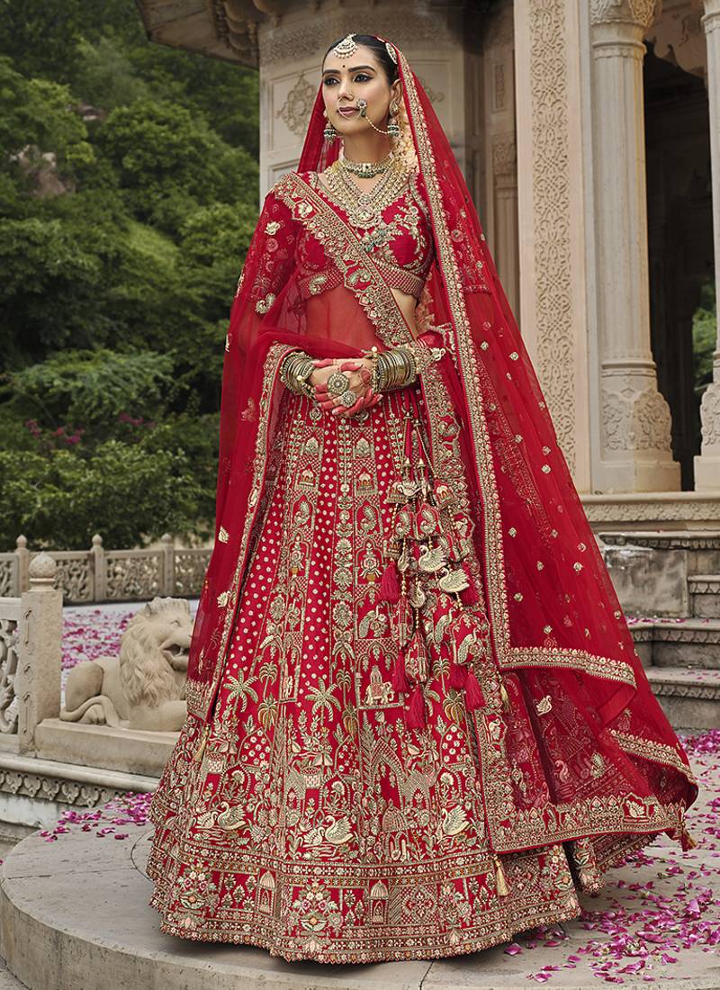 Red  Embroidered Silk Blend Bridal Lehenga set choli dupatta