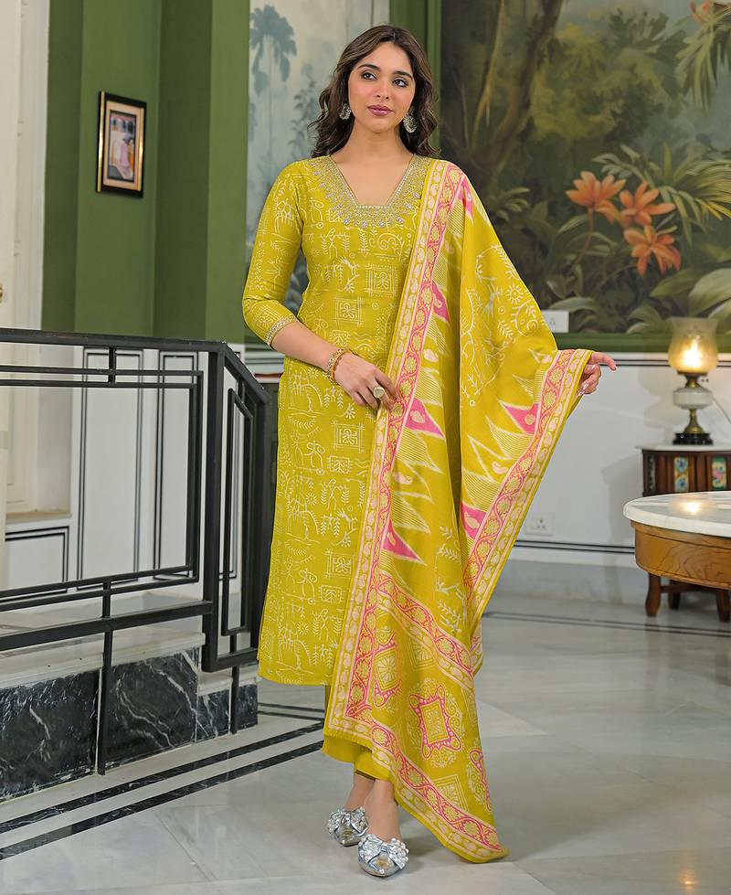 Women yellow viscose ethnic motifs printed straight kurta trousers with dupatta