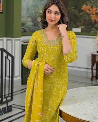 Women yellow viscose ethnic motifs printed straight kurta trousers with dupatta 2