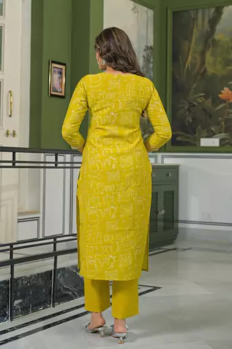 Women yellow viscose ethnic motifs printed straight kurta trousers with dupatta