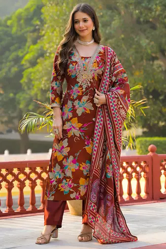 Women brown viscose floral printed straight kurta trousers with dupatta