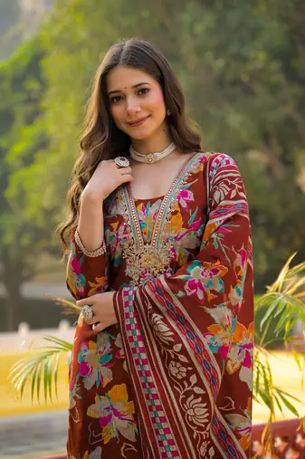 Women brown viscose floral printed straight kurta trousers with dupatta